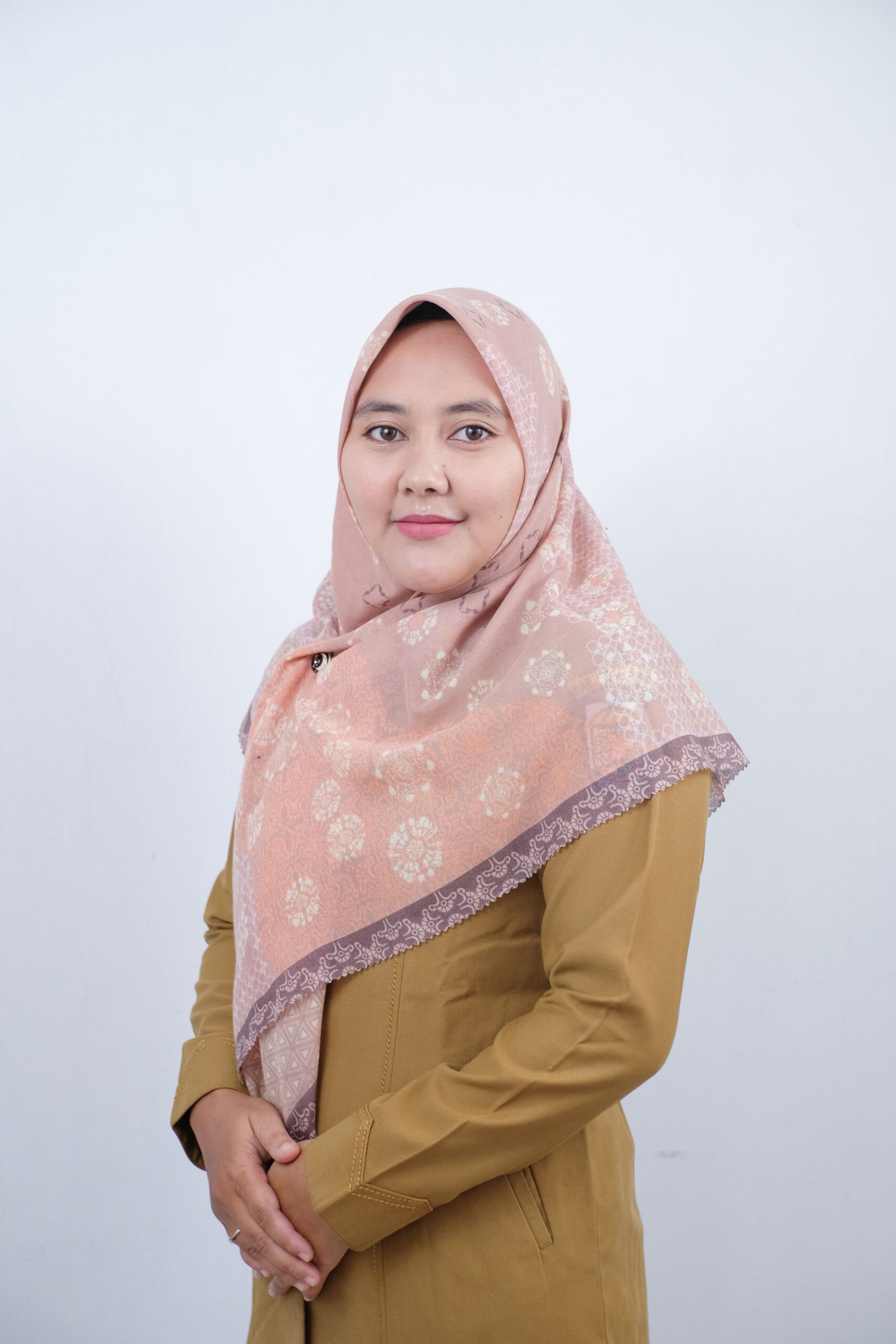 Siti Hajar,Amd.Keb